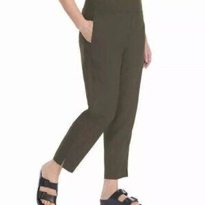 KIRKLAND Signature Women's Lightweight 4 way stretch Ankle Pants green M, XS